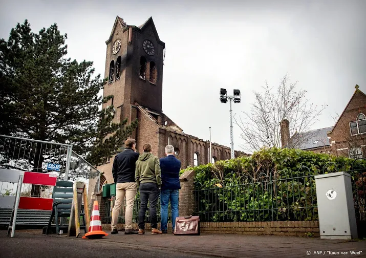 bijna alle omwonenden kerk hoogmade naar huis