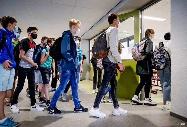 bijna alle scholen geven relatieles maar die kan vaak beter