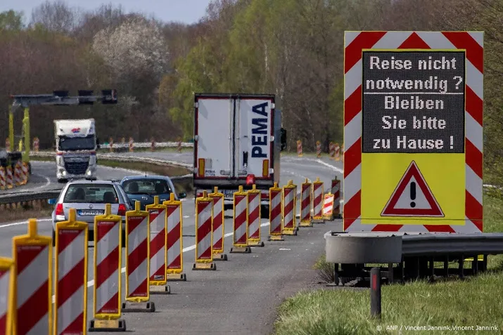 bijna heel nederland vanwege corona risicogebied voor duitsland