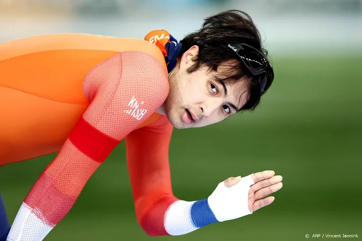 bijrol voor schaatsers op 500 meter zege voor japanner shinhama