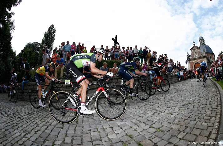 binckbank tour doet den haag aan