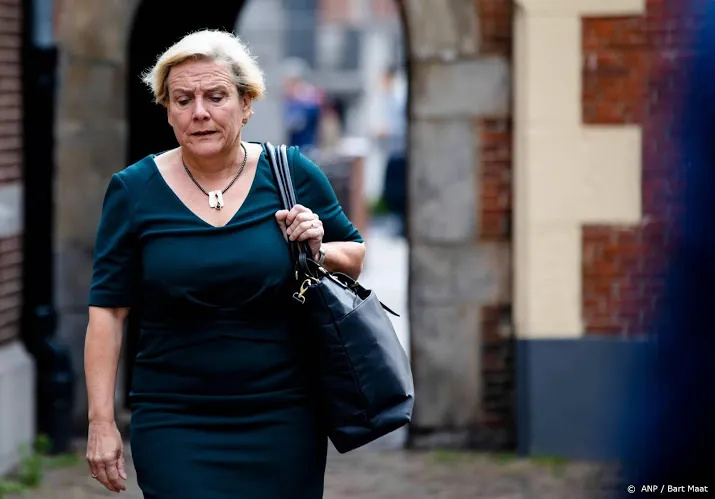 binnenhof leeft mee met de koninklijke familie