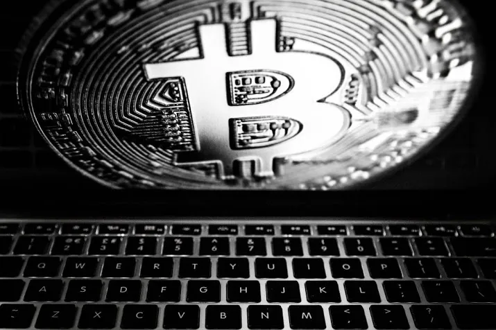 bitcoin is 10 000 dollar waard