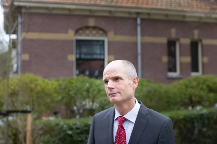 blok geen steun aanval want geen eigen info