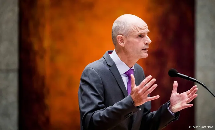 blok zoekt info over aanvallen op tankers