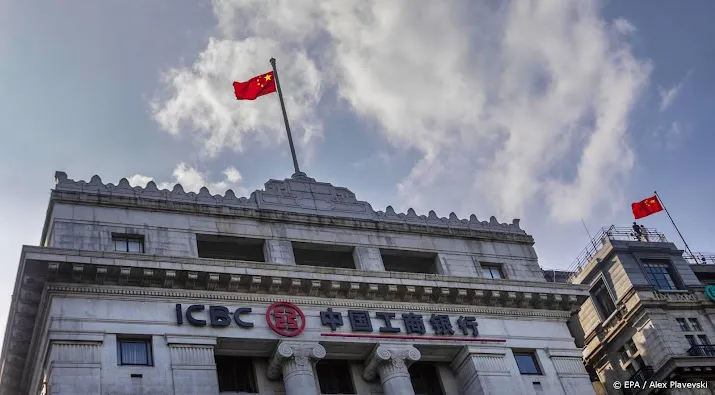 bloomberg banken china behoedzamer met russische financiering