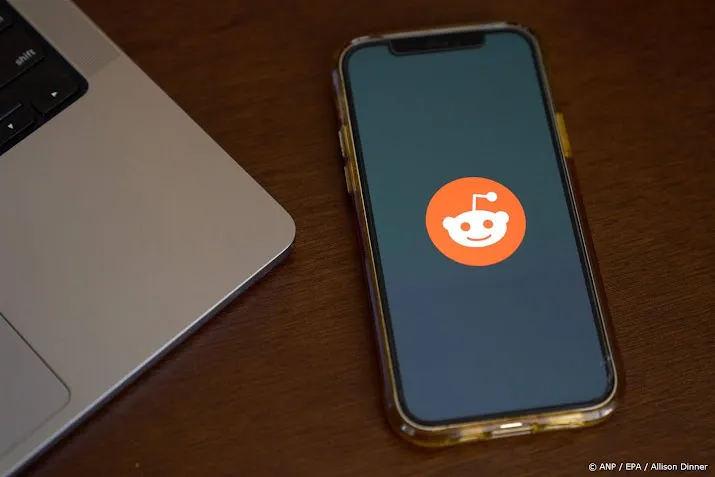 bloomberg beursgang reddit moet tot 748 miljoen opleveren