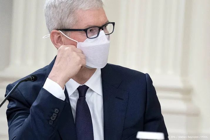 bloomberg bonus van 750 miljoen dollar voor apple topman cook