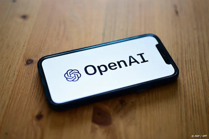 bloomberg toezichthouder vs bekijkt microsoft belang in openai