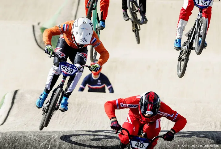 bmxer schotman pakt zilver op ek in zolder