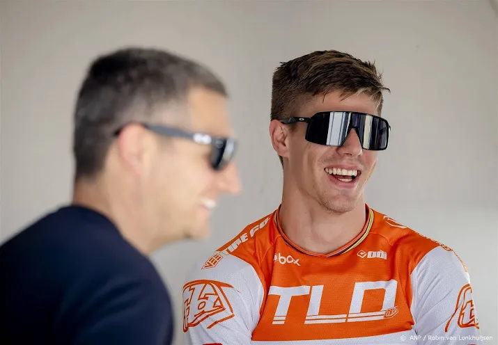 bmxers pakken europese titel ploegentijdrit