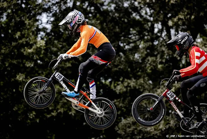 bmxster smulders begint wereldbekerseizoen met zege in glasgow
