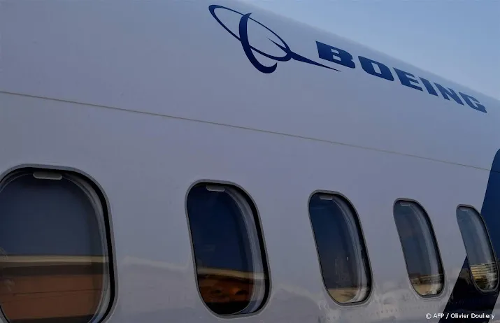 boeing licht hoger op afwachtend wall street na koopadvies