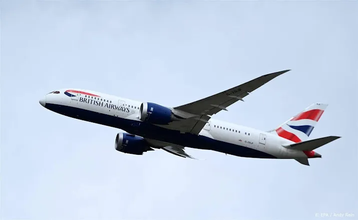 boeing onderbreekt leveringen 787 dreamliner