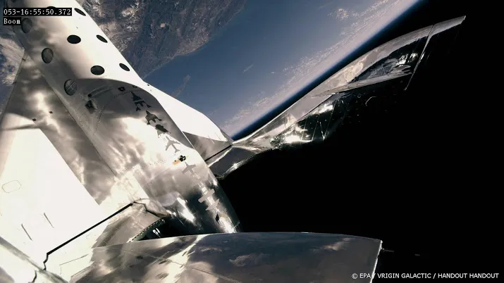 boeing steekt geld in virgin galactic