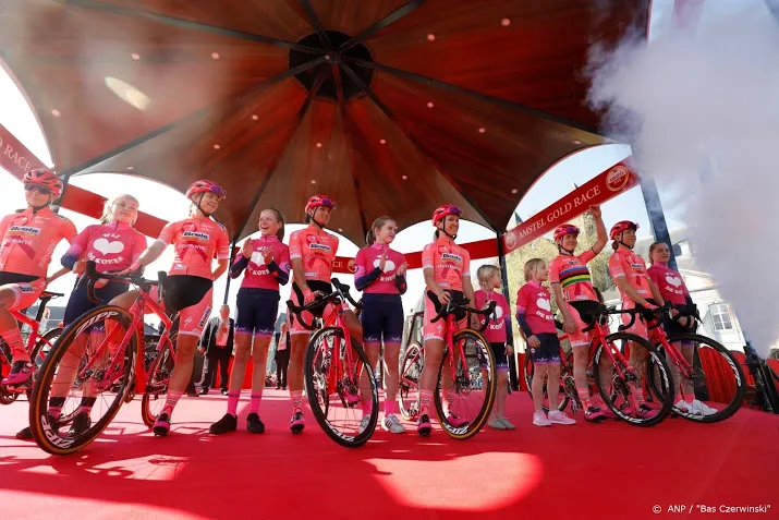 boels dolmans wel gewoon van start in spaanse wielerkoers