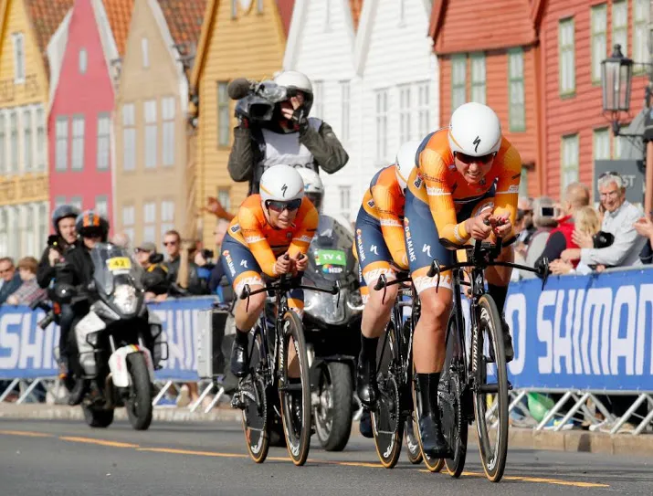 boels langer door met vrouwenwielerploeg