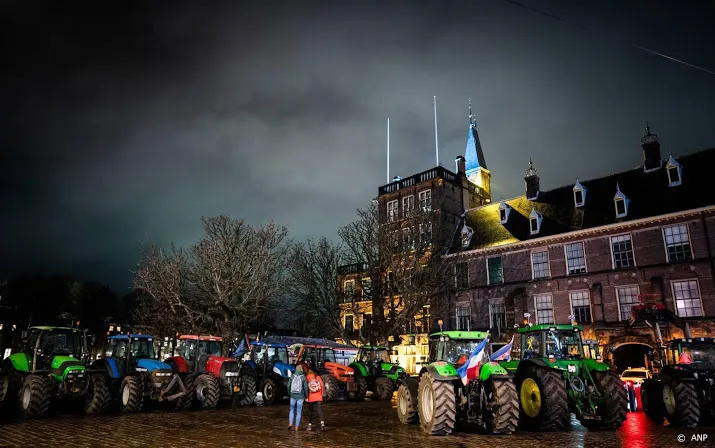 boeren weer weg bij binnenhof