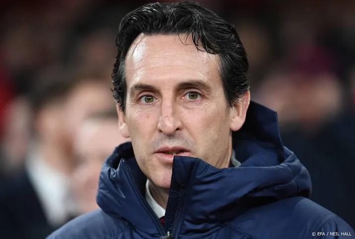 boete emery voor wegtrappen bidon