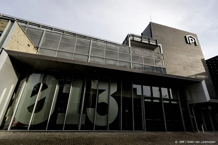 boete voor poppodium 013 in tilburg voor openen deuren