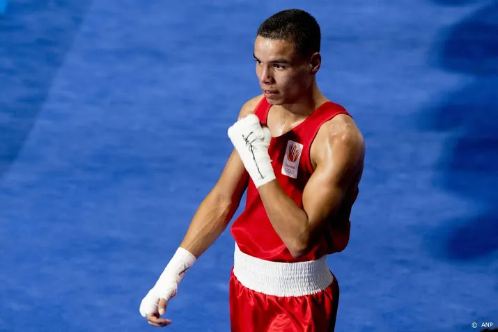 boksers fontijn en lacruz nog een zege van olympisch ticket