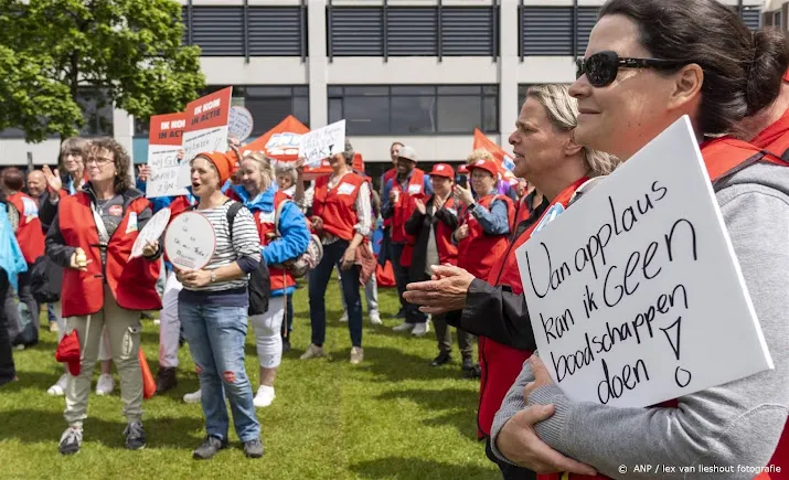 bonden en werkgevers gehandicaptenzorg bereiken overeenstemming