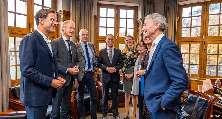 bonden goed gesprek staking blijft nog staan