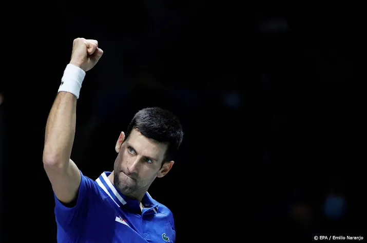 bondsarts djokovic kan mentale kracht halen uit opsluiting