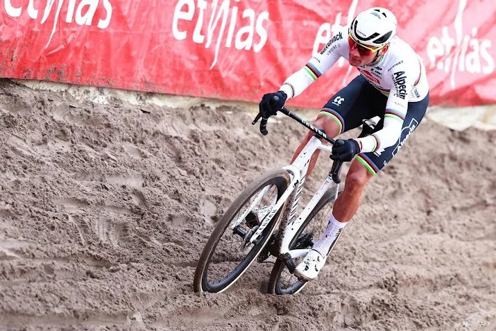 bondscoach belgische veldrijders van der poel de man op wk