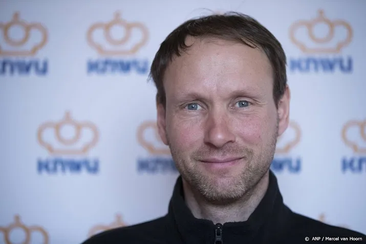 bondscoach de knegt rekent tweede kerstdag op van der poel