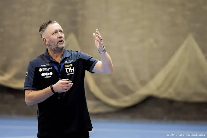 bondscoach handbalsters johansson trainer hongaarse club gyori