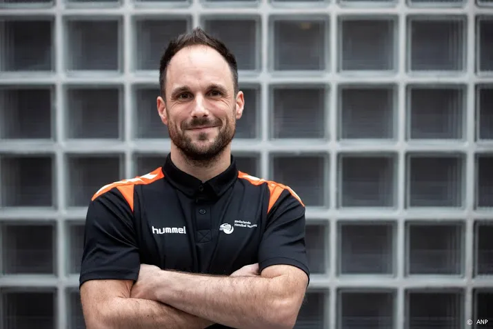 bondscoach mayonnade zo trots op handbalsters