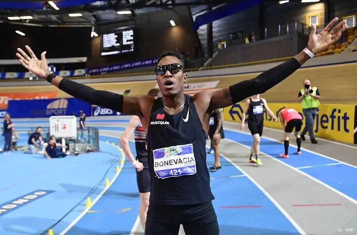 bonevacia redde atletiekcarriere met een briefje in doha
