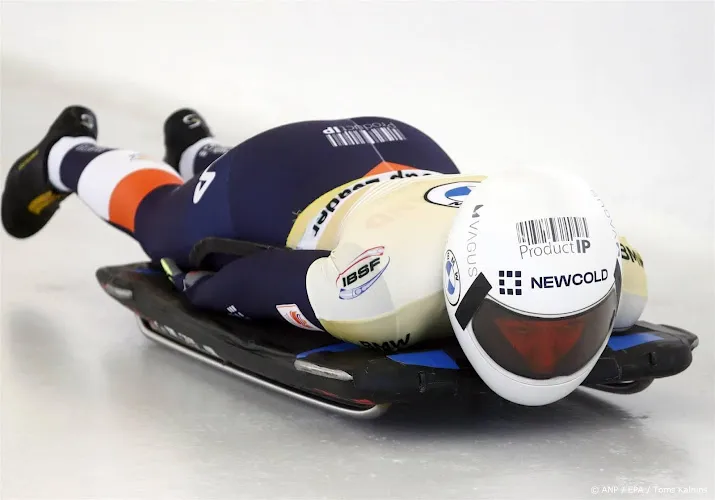 bos klimt in derde run naar negende plaats op wk skeleton