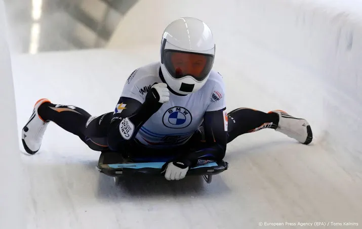 bos voor de vierde keer op rij op podium in wereldbeker skeleton