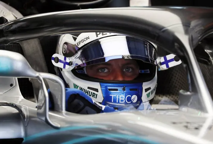 bottas snoept hamilton pole af in sotsji