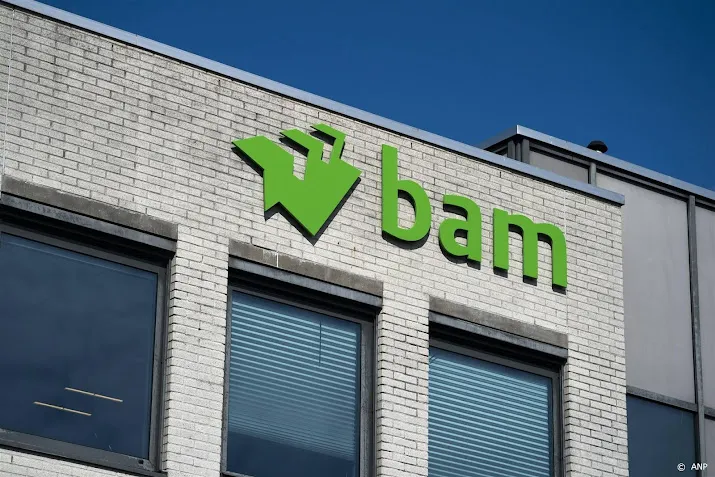 bouwconcern bam verliest op beurs na treinongeval in voorschoten