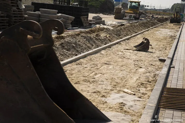 bouwers waarschuwen voor impact regios na uitstel infraprojecten
