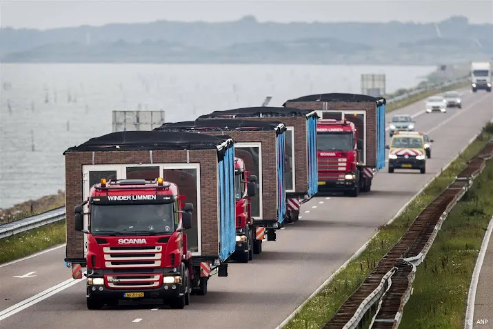 bouwinstituut woning uit fabriek nauwelijks oplossing woonkrapte