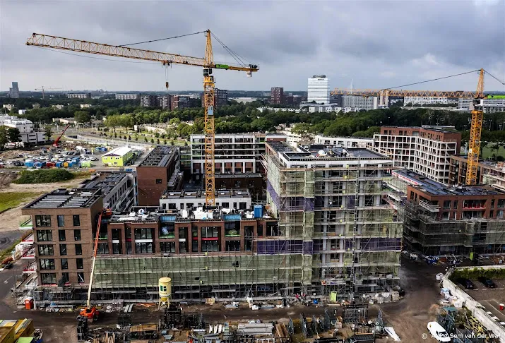 bouwinstituut woningbouw zakt verder terug zonder nieuw beleid