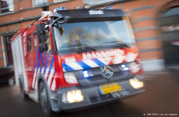 brand in woning in woerden omliggende huizen ontruimd