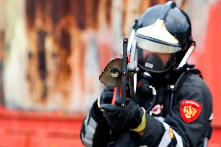 brand met veel rook in woning goes