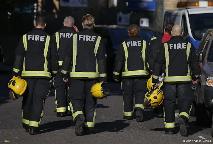 brand op london luton airport leidt tot opschorting vluchten