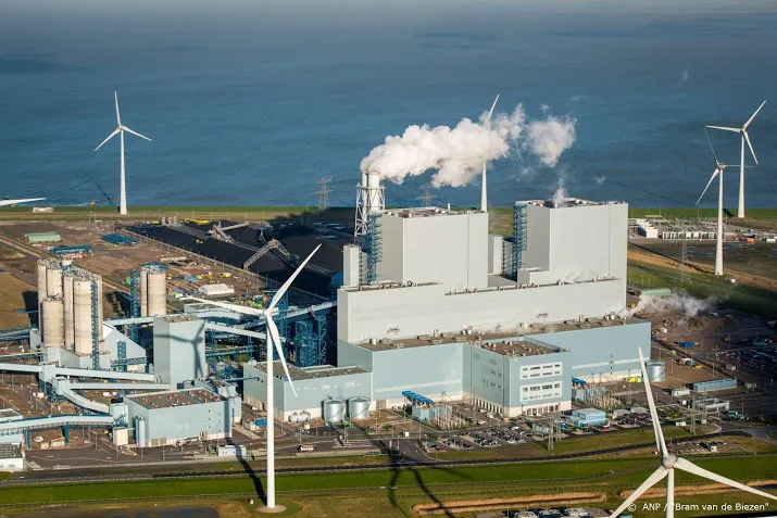 brand op terrein biomassacentrale in eemshaven