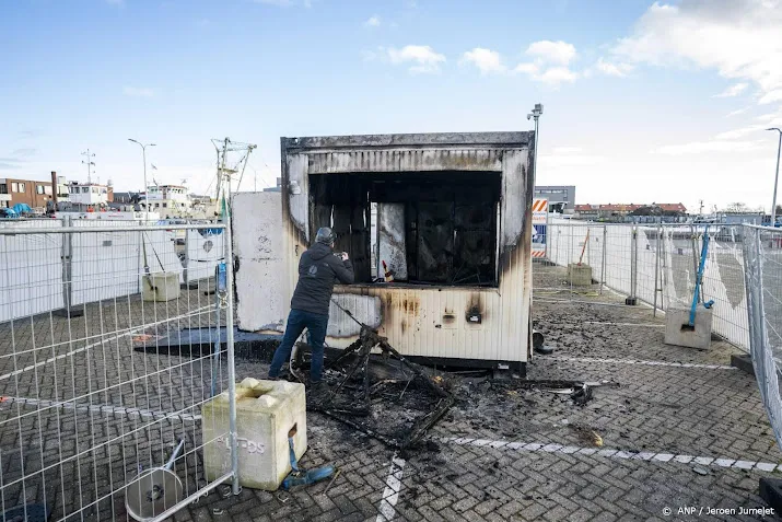 brandstichters ggd teststraat urk veroordeeld