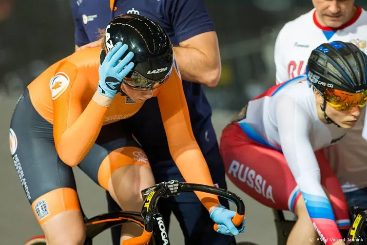 braspennincx grijpt naast medailles op keirin