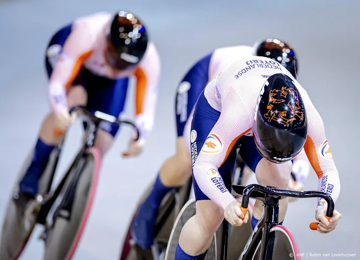 braspennincx naar kwartfinales keirin op wk baan