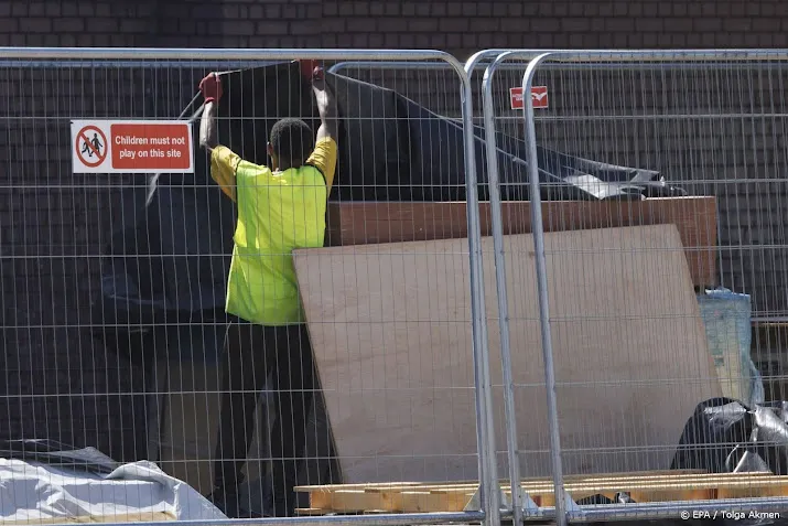 britse betoncrisis treft na scholen ook londense luchthavens