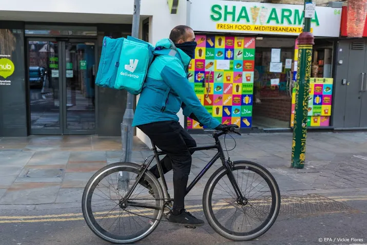 britse bezorgers deliveroo zijn zelfstandige ondernemers