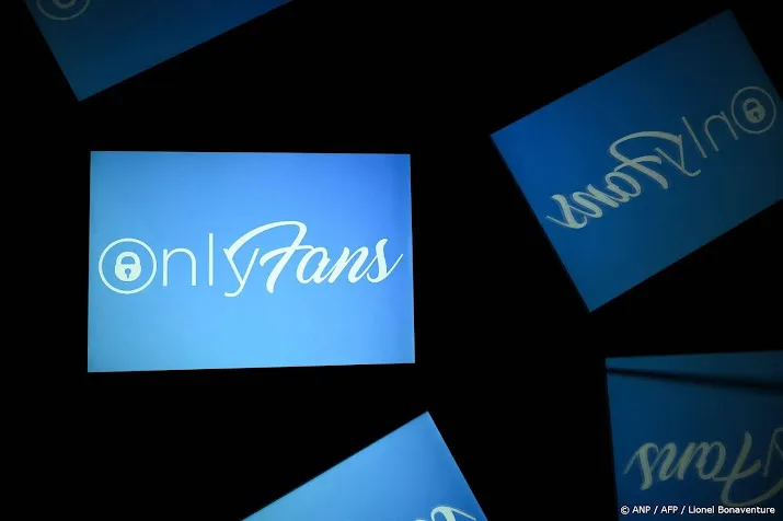britse toezichthouder onderzoekt onlyfans om leeftijdsverificatie